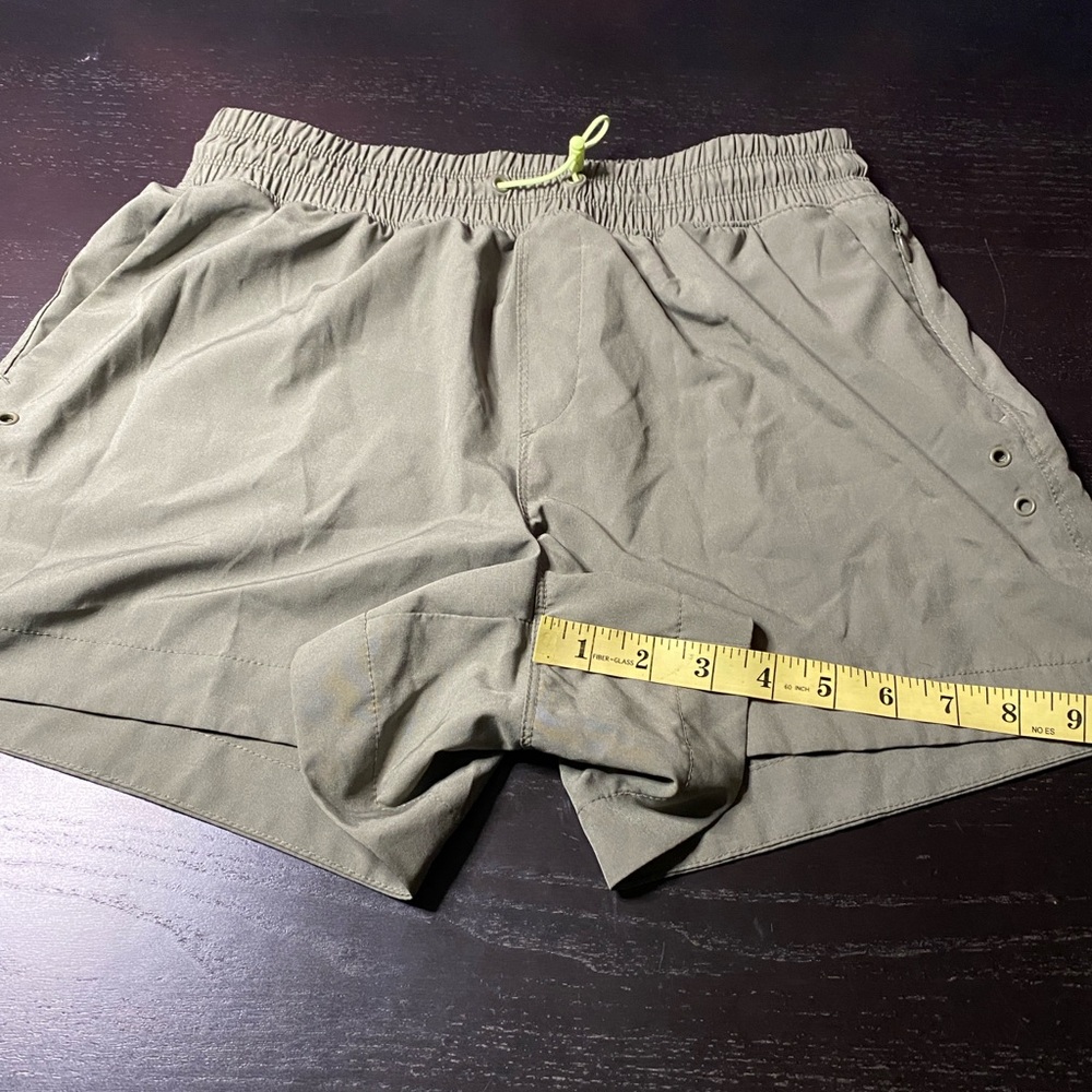 Old Navy Active StretchTech Shorts in Olive size S - Picture 5 of 6